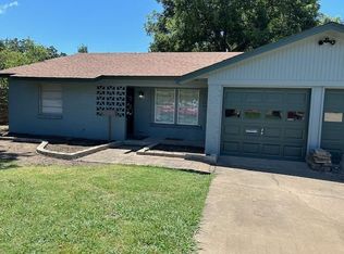 421 N Tolbert Ave, Sherman, TX 75092