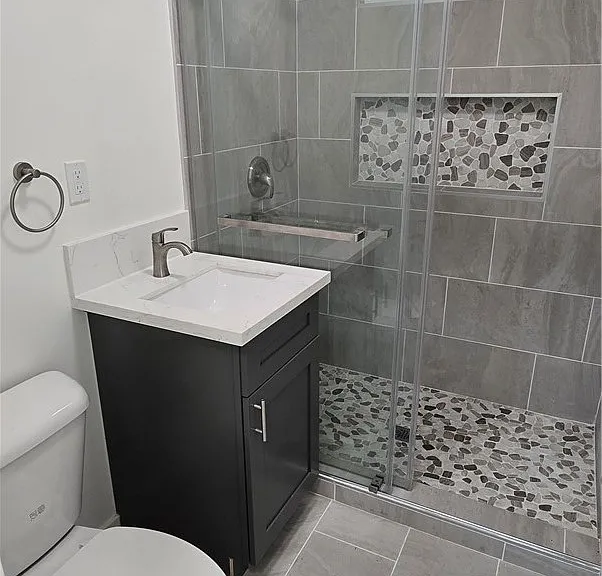 1428 E 54th St #2 — Photo 6