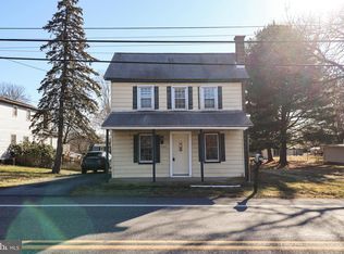 6481 Chambers Hill Rd, Harrisburg, PA 17111