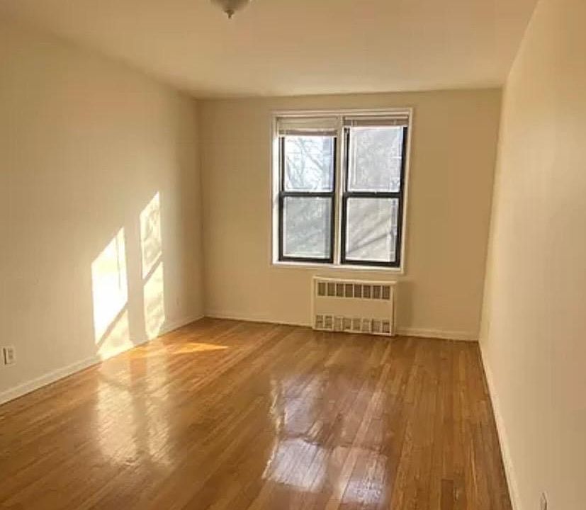 1st image of 10923 Springfield Blvd #2