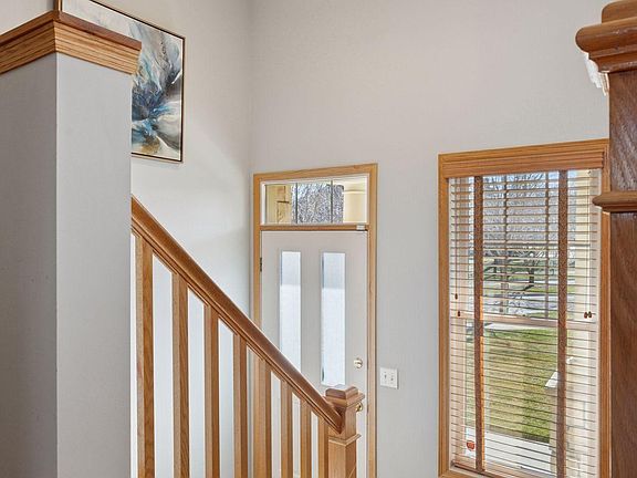 3rd image of 10758 Falling Water Ln Unit B