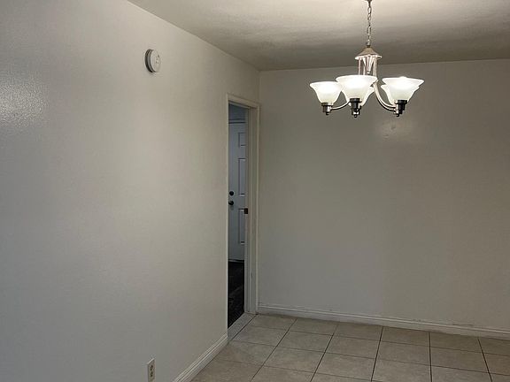 4th image of 3225 Pueblo Ave APT 1
