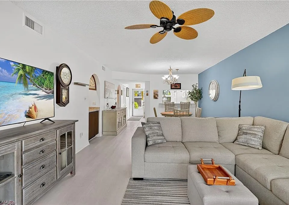 705 Augusta Blvd #4