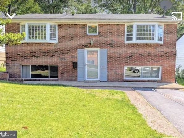 5725 Nevada St, College Park, MD 20740