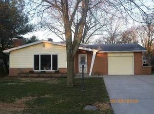 205 S 7th St, Saint Joseph, IL