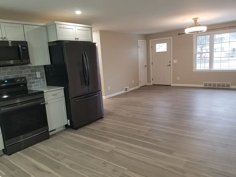 3875 Culver Rd — Photo 4