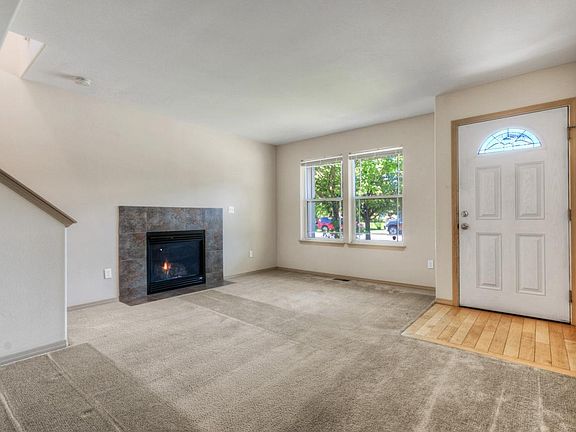4th image of 500 S Trenton St #House