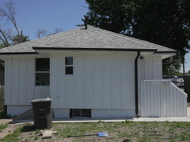3810 2nd Ave — Photo 2