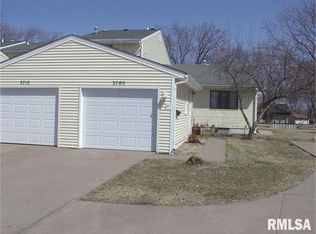 3705 Eastwood Ct, Bettendorf, IA 52722
