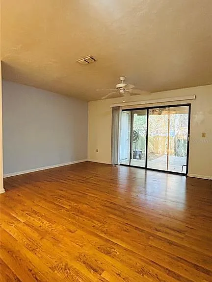 4328 SW 69th Ter — Photo 9