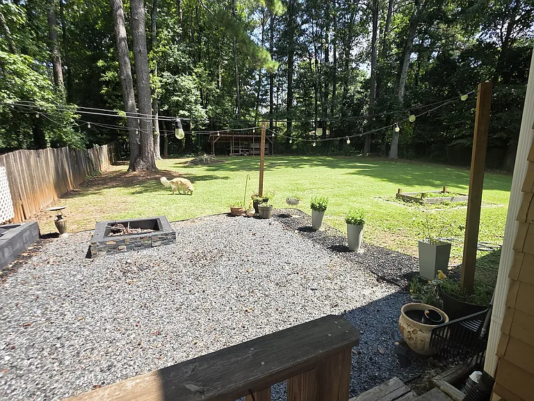 6 Lynn Cir — Photo 2