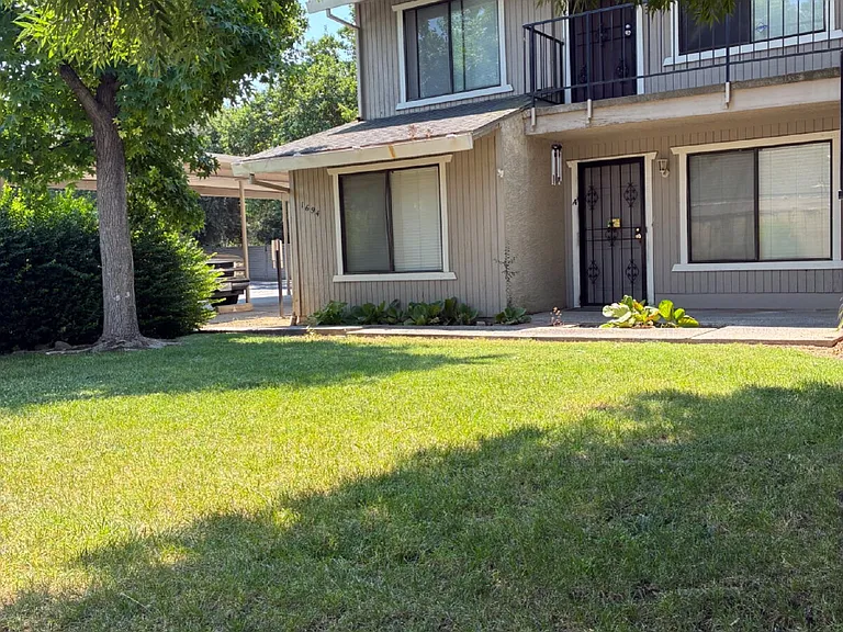 1694 Conestoga Dr #A — Photo 3