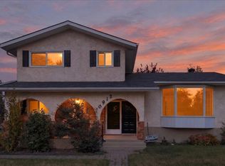 10912 34a Ave NW, Edmonton, AB T6J 2V1
