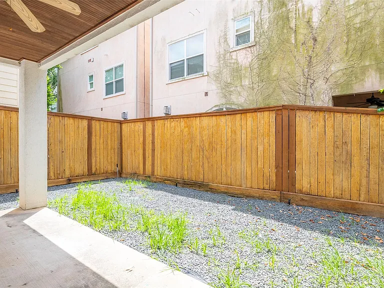 4233 Childress St — Photo 49