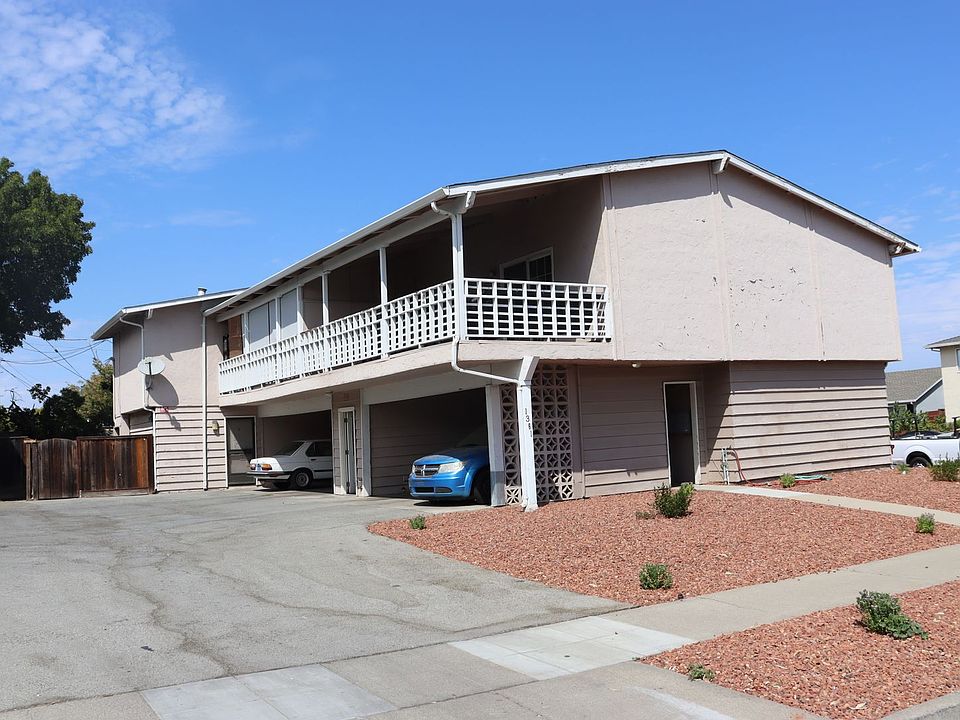 1st image of 1361 Stanwood Dr #1