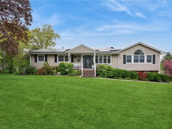 4 Flitt Street, West Nyack, NY 10994