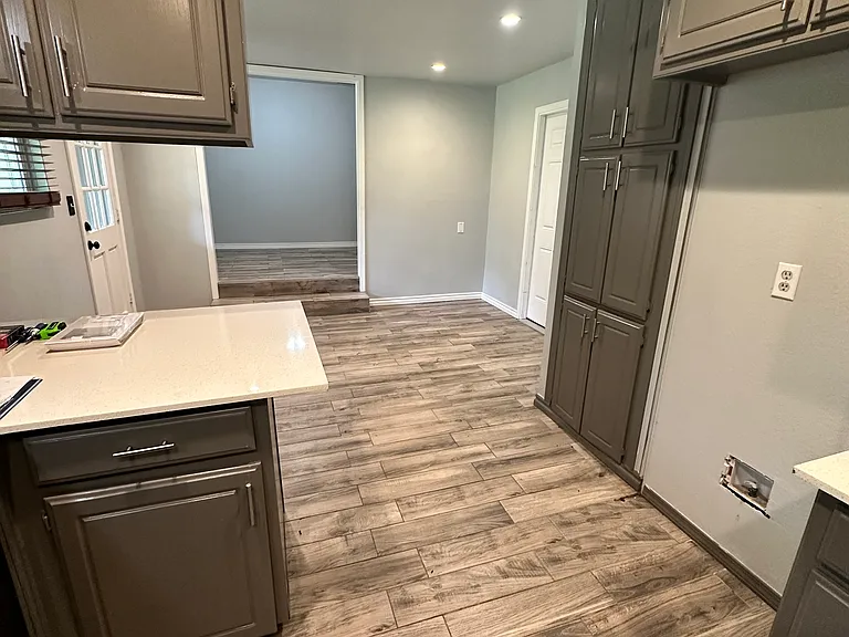 2615 N Beard Ave — Photo 6