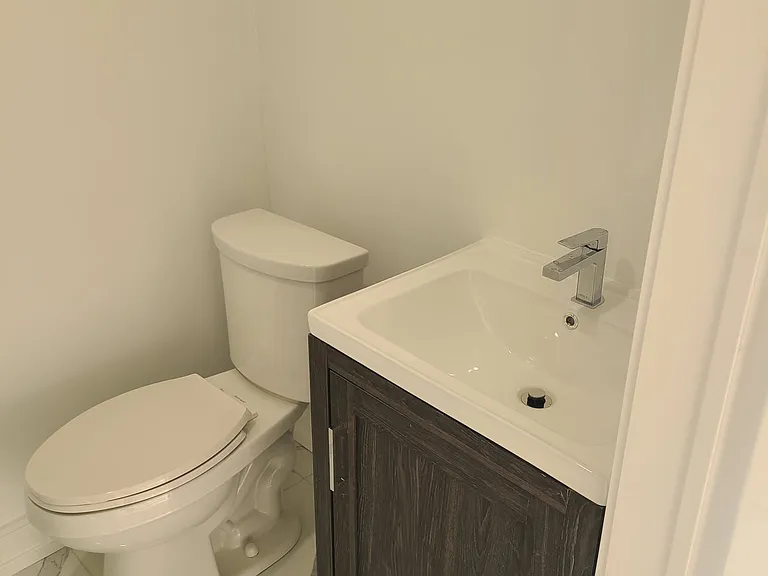 81 Bolton Ave #1 — Photo 5