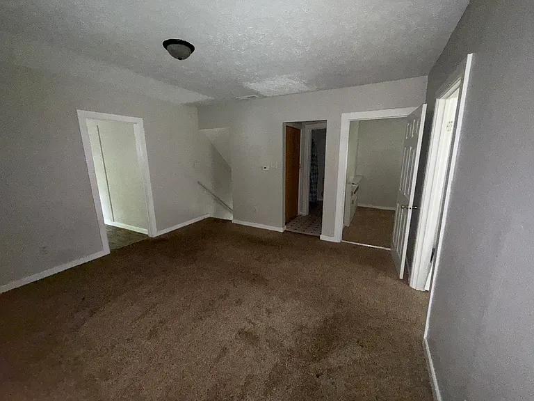 331 N Temple Ave #D — Photo 8
