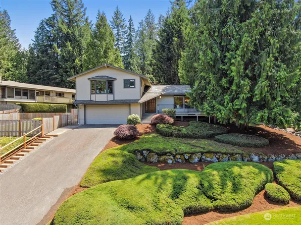 80 Mt Pilchuck Avenue NW, Issaquah, WA 98027