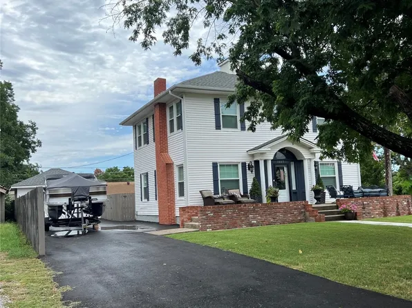 1227 W Wynnewood Ave, Sulphur, OK 73086