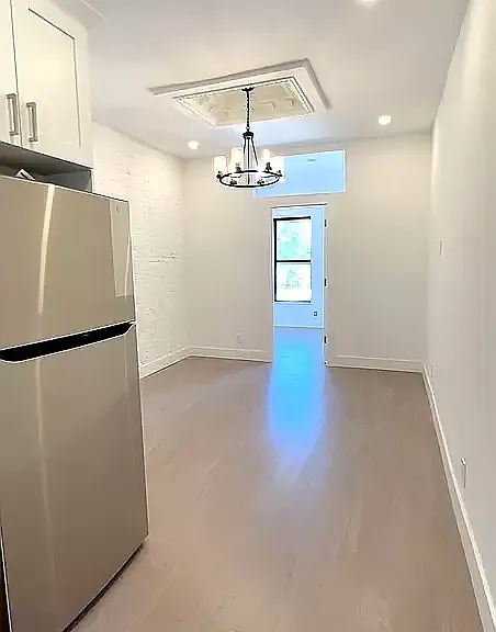 78 Christopher St #8 — Photo 3