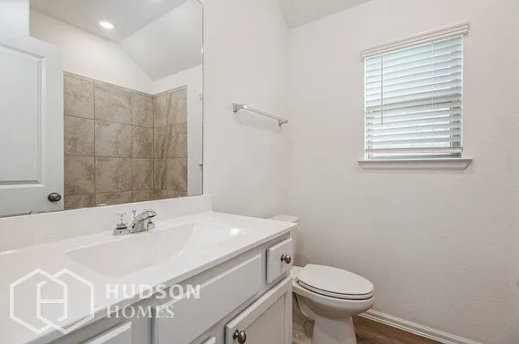 215 Temple Memorial Dr — Photo 9