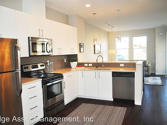 5th image of 4948 N Gantenbein Ave #10472827