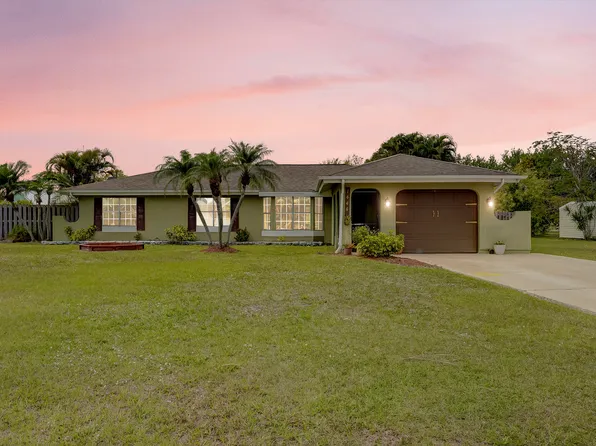1444 SE Marisol Lane, Port St Lucie, FL 34952
