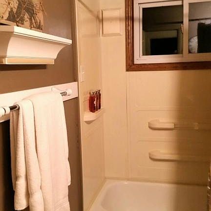 5th image of 4129 Joan Dr