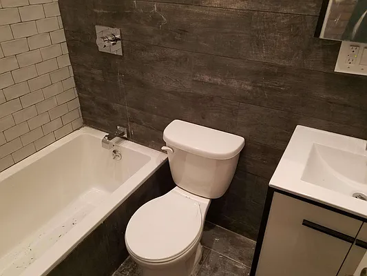 Rented by The Hamilton Group | media 20