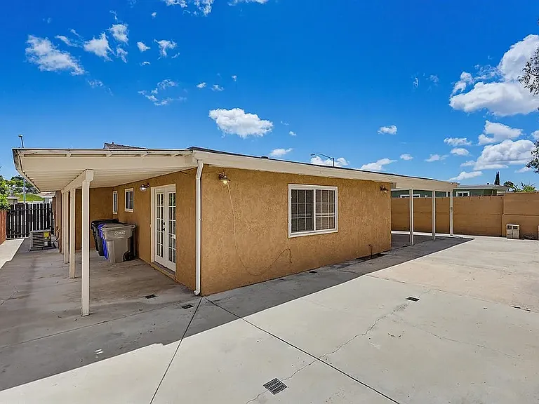 465 Meadowbrook Dr — Photo 54