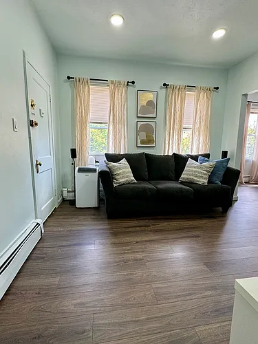 85 Leonard Ave #2 Photo 1
