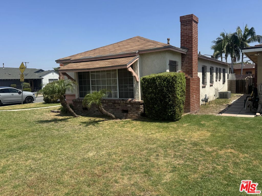 3965 Palm Ave, Lynwood, CA - View 2