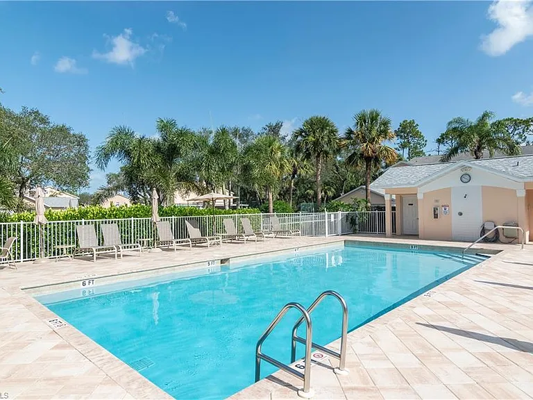 437 Wiggins Lake Ct #201 — Photo 20