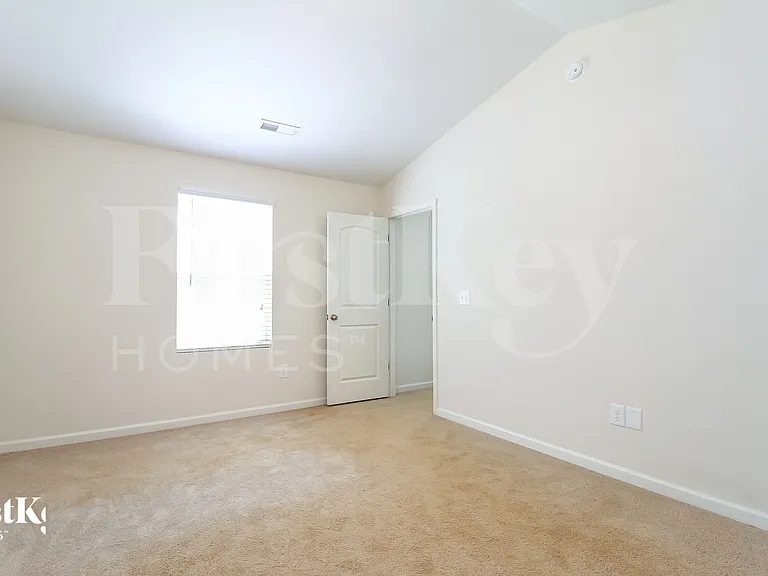 1909 Allyson Ave — Photo 9