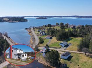632 Oakland Rd, Lunenburg, NS B0J2E0