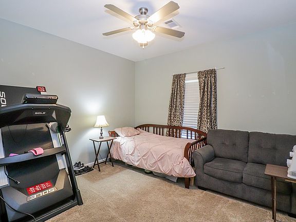 5th image of 155 Shelbi Dr