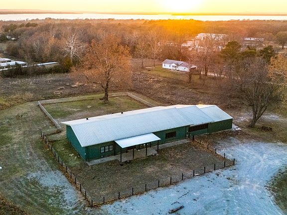 2nd image of 417886 E 1140th Rd