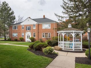 2395 Euclid Heights Blvd #B-5, Cleveland, OH 44106