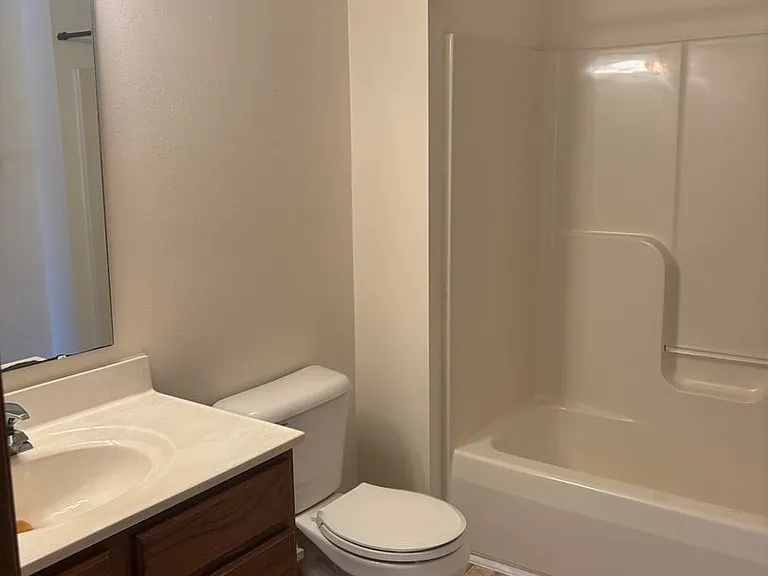 W1083 Lewis Ln — Photo 44