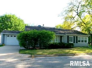 410 Maple Rd, La Salle, IL 61301