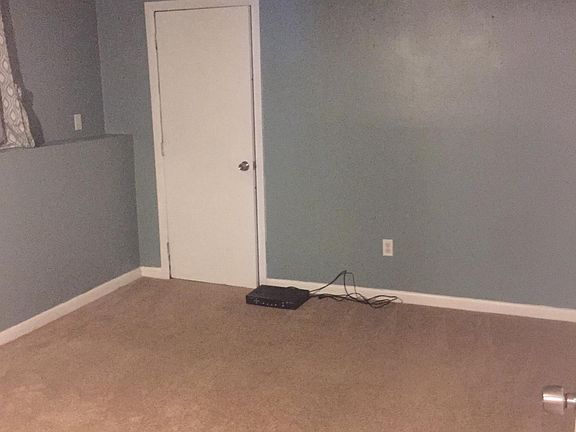 2nd image of 76 W Park Dr