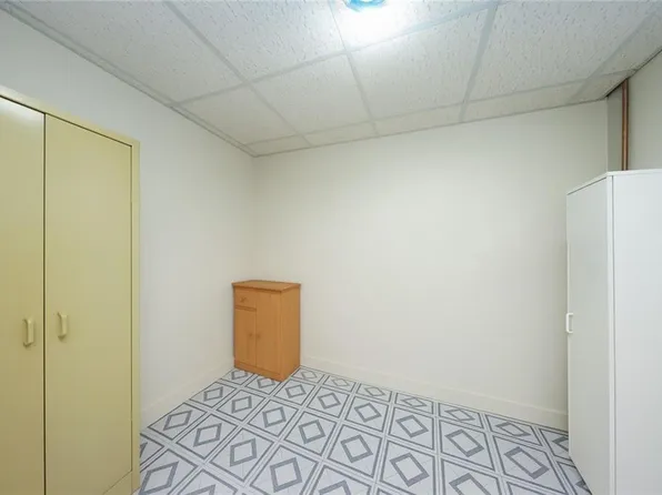 2284 East 22nd Street image 12 of 35