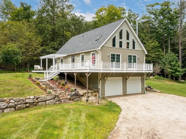 36 Lyon Hill Rd, Chester, MA 01011