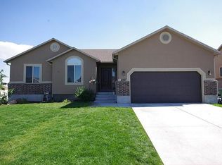 6927 W Spring Oak Dr, West Jordan, UT 84081