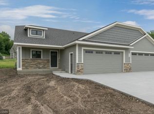 2445 Hadley Hills Dr NE, Rochester, MN 55906