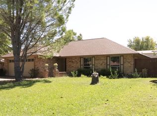 2429 Hallmark St, Grand Prairie, TX