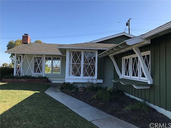 3rd image of 5858 Finecrest Dr