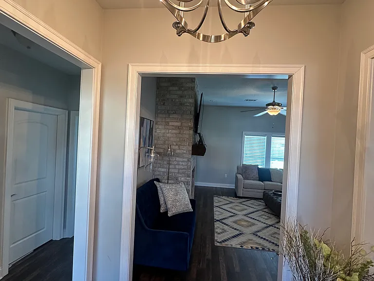 140 Grey Fox Dr — Photo 3